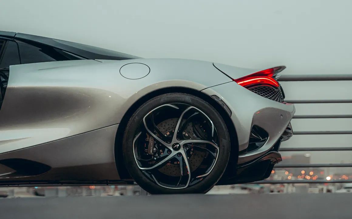 Mclaren 750s spyder 2024 - image 6