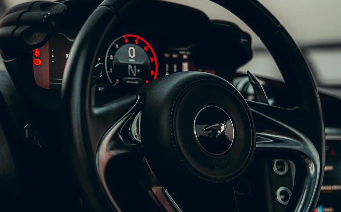 Mclaren 750s spyder 2024 - image 8