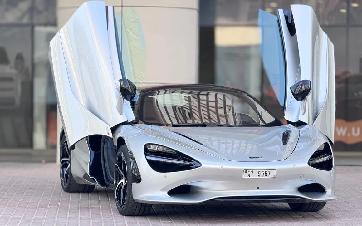 Mclaren 750s spyder 2024 - image 7