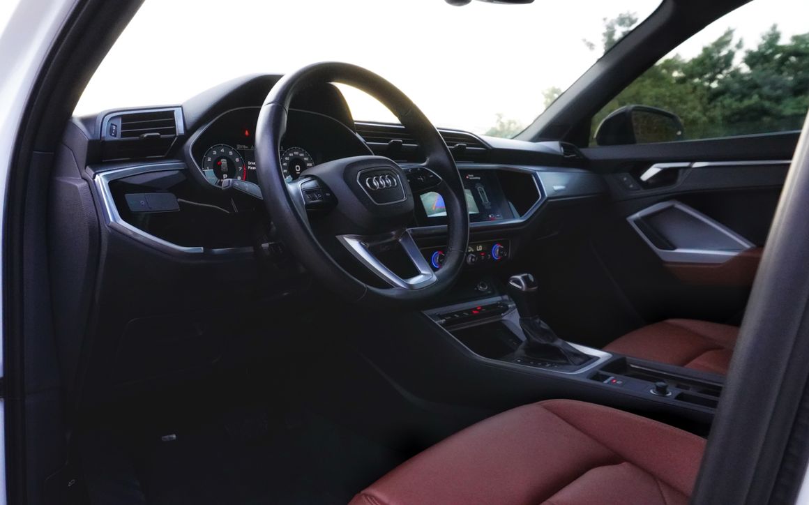 AUDI Q3 - image 9