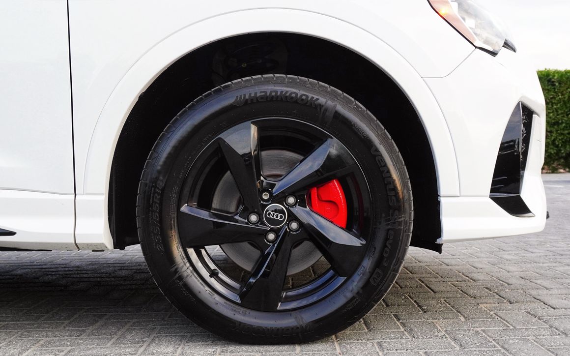 AUDI Q3 - image 7