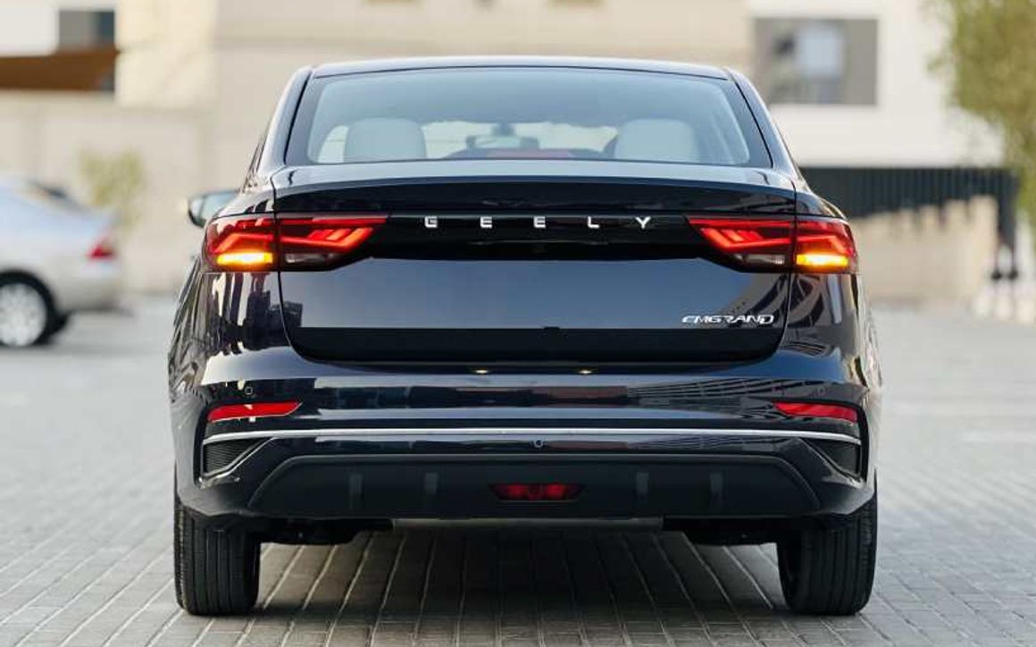 Geely EMGRAND - image 4