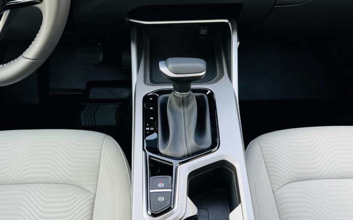 Geely EMGRAND - image 9