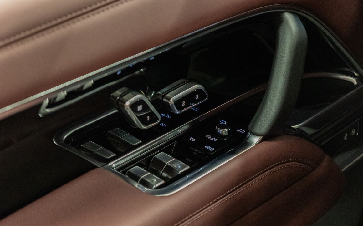 Range Rover Vogue HSE - image 20