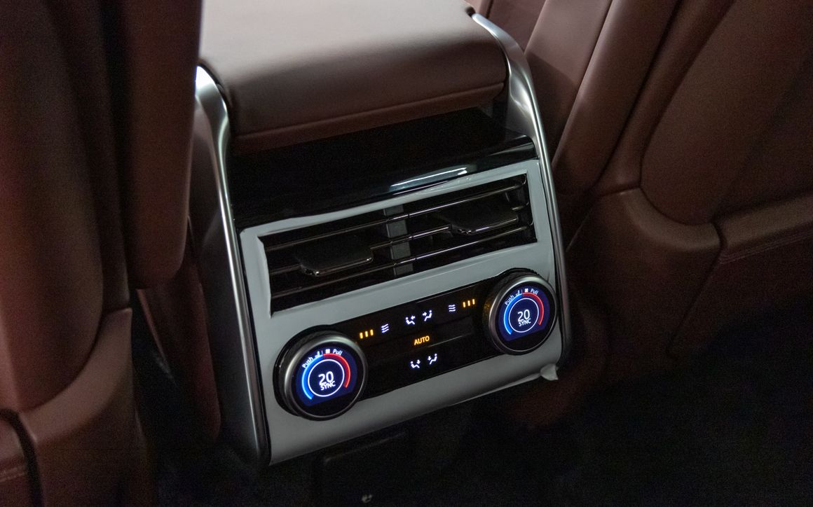 Range Rover Vogue HSE - image 16
