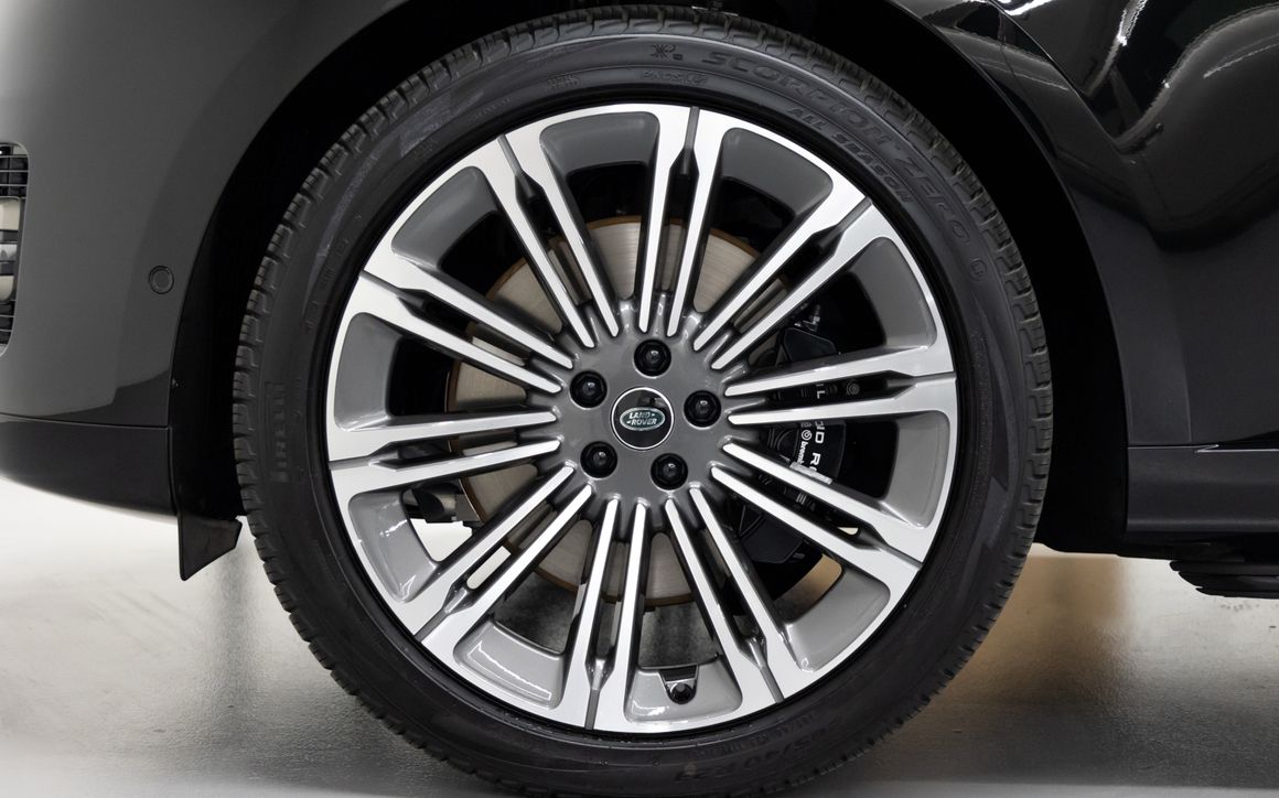 Range Rover Vogue HSE - image 7