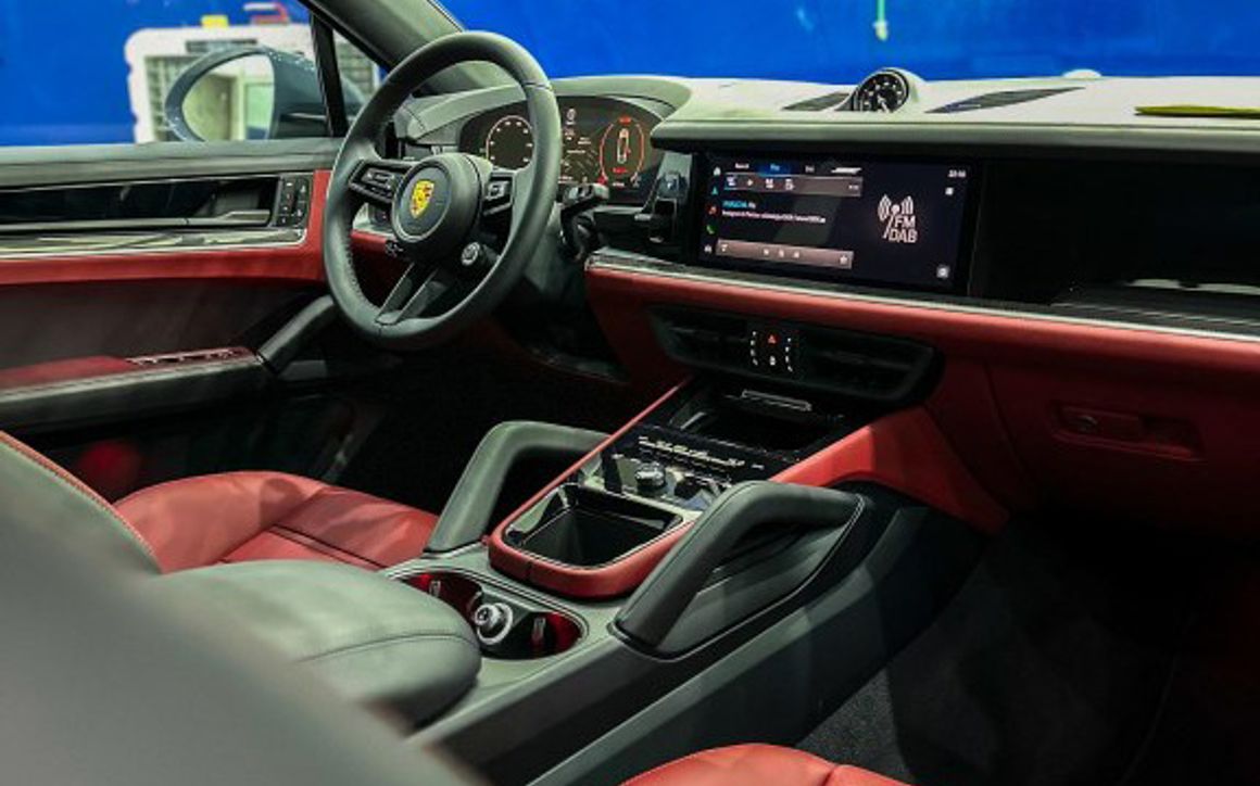 PORSCHE CAYENNE COUPE - 2024 - image 3