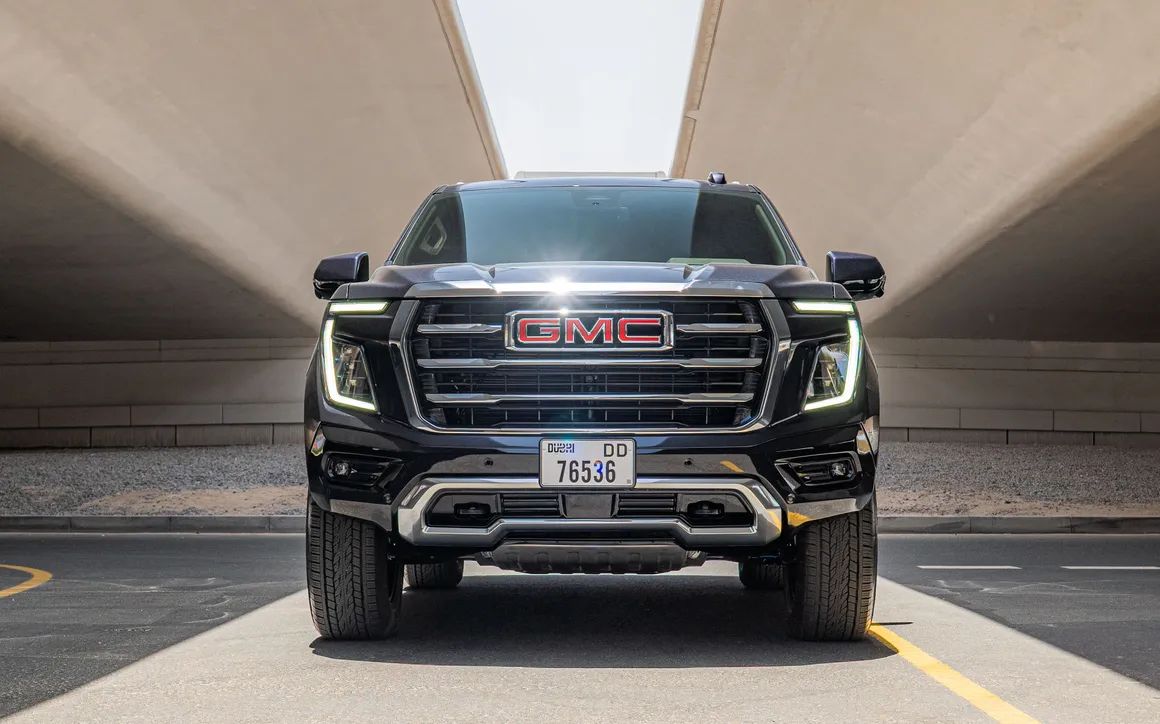 GMC Yukon - image 3