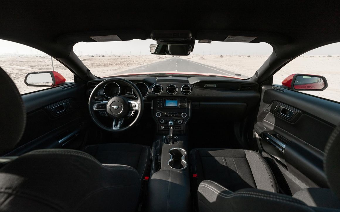 FORD MUSTANG - image 7