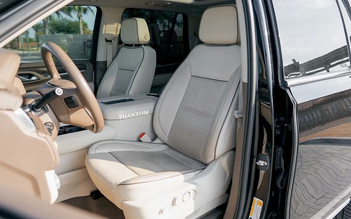 GMC YUKON DENALI - image 5