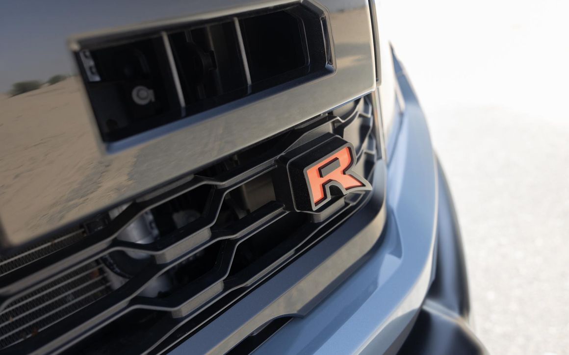 Ford F150 Raptor R - image 9