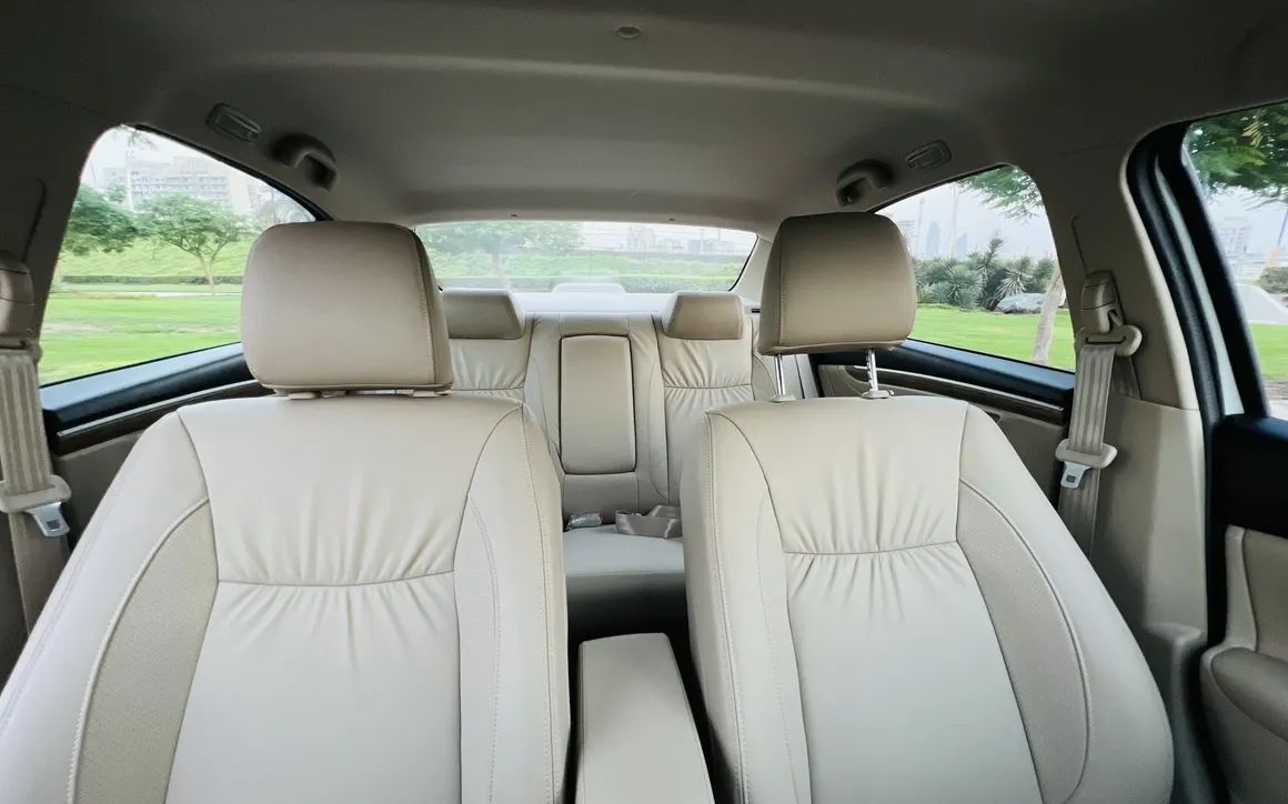 SUZUKI CIAZ GLX MID OPTION - image 13