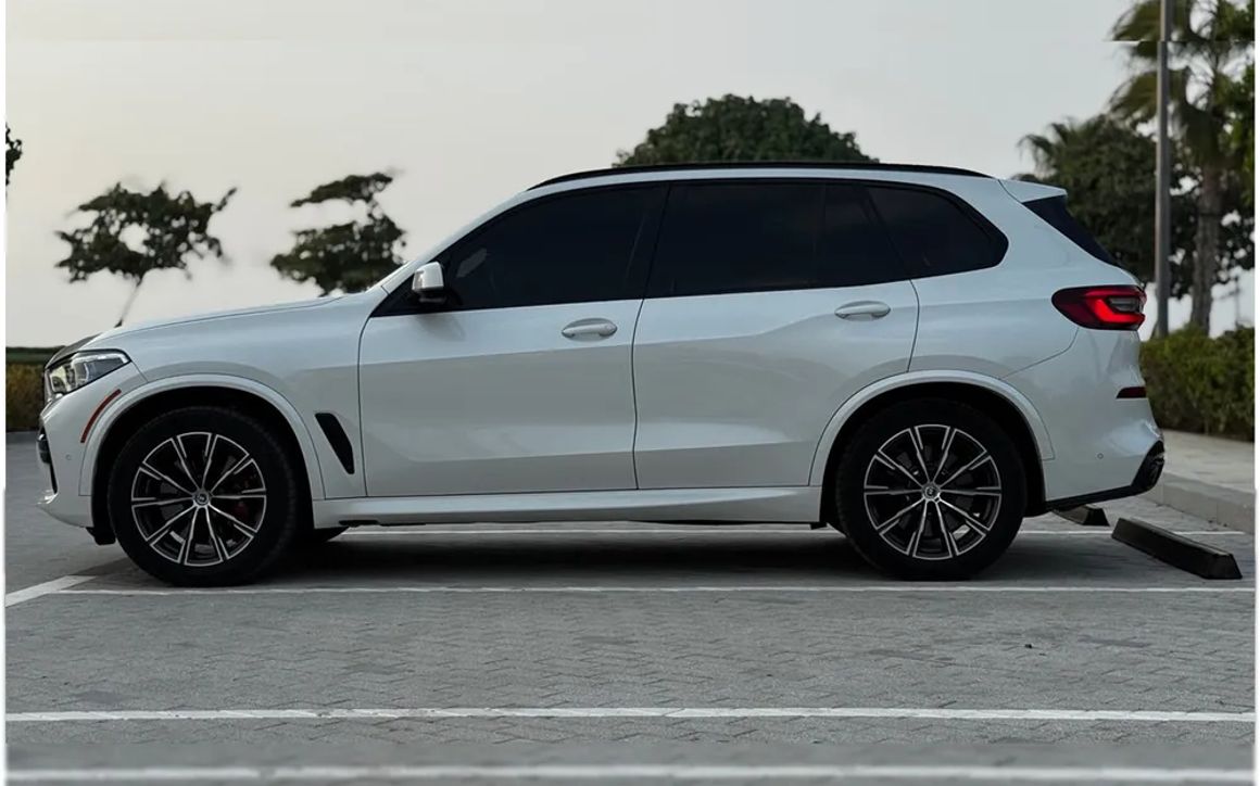 BMW X5 M50I - image 2