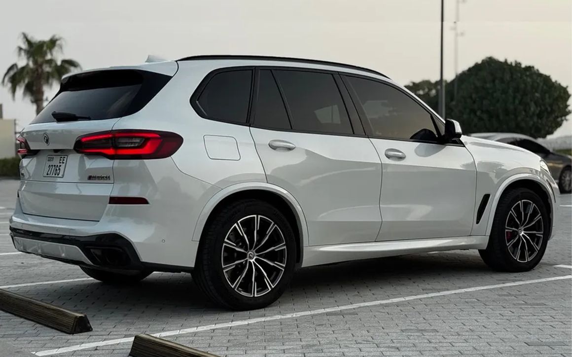 BMW X5 M50I - image 5