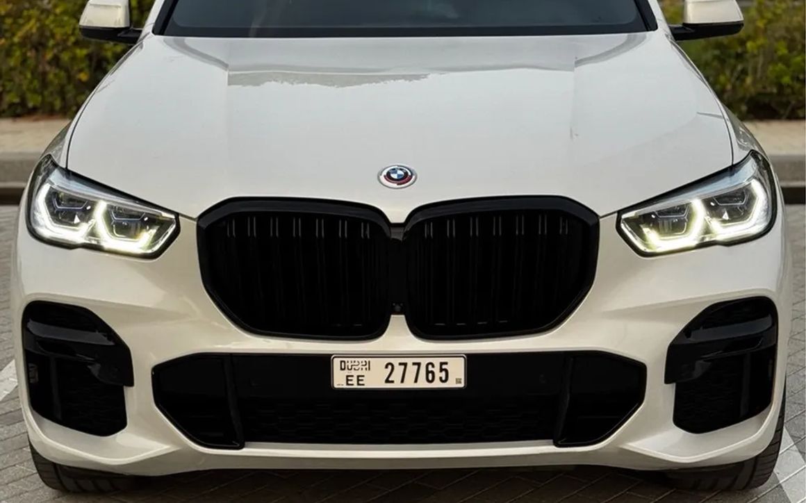 BMW X5 M50I - image 8