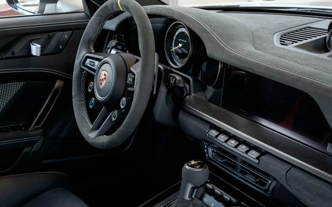 Porsche 911 GT3 RS - image 6