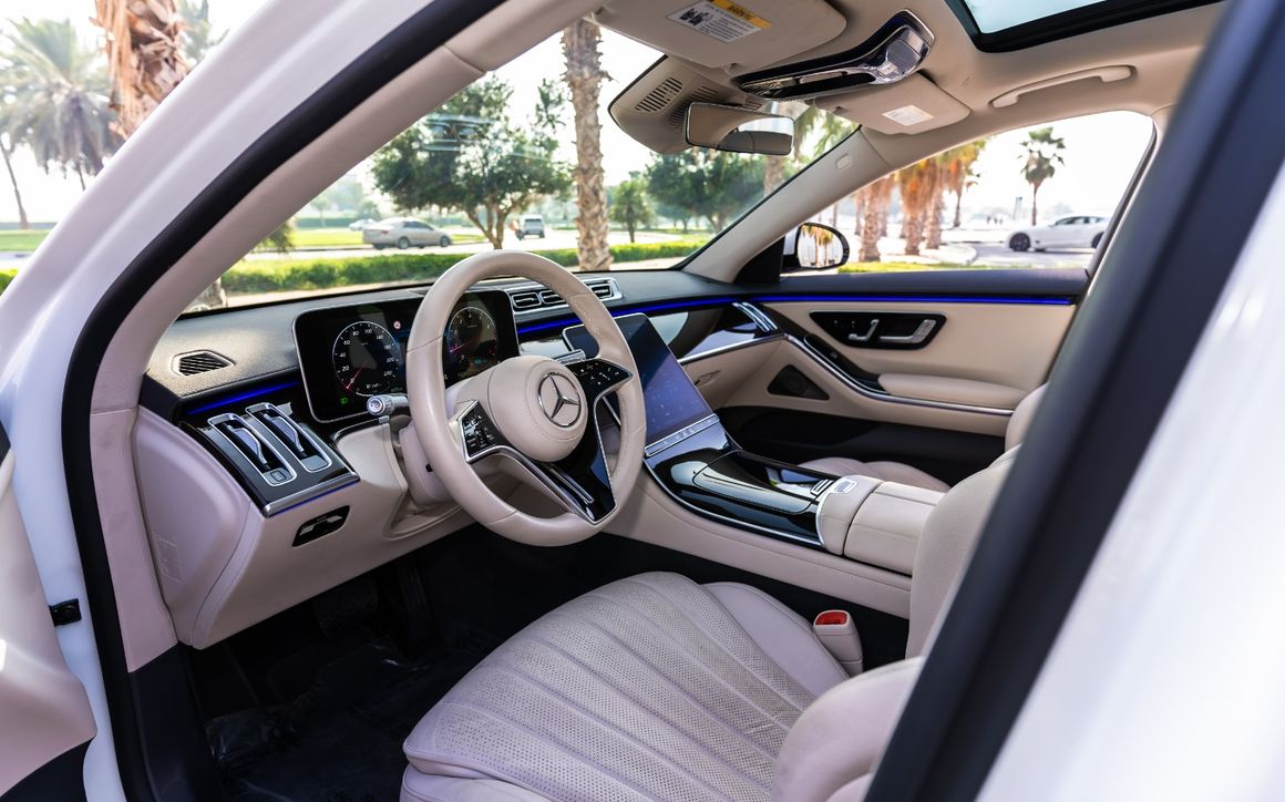 MERCEDES S500 - image 11