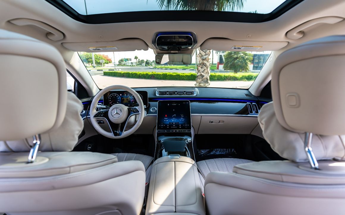 MERCEDES S500 - image 9