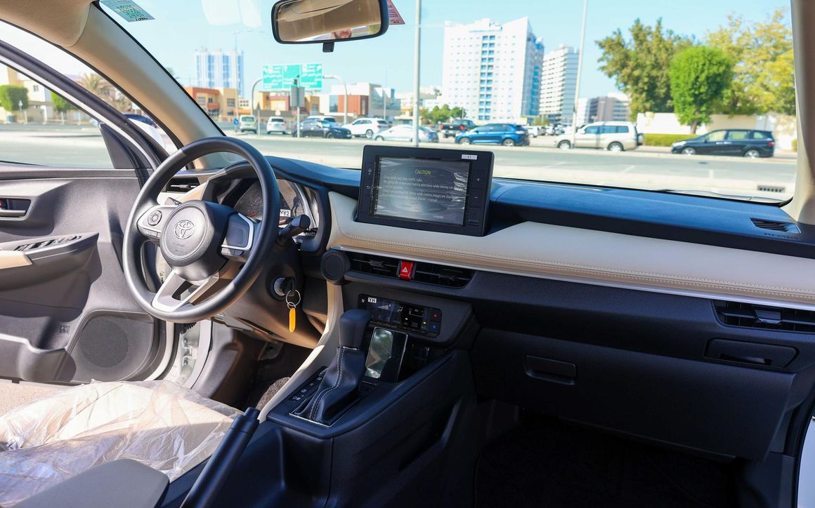 Toyota Yaris - image 11