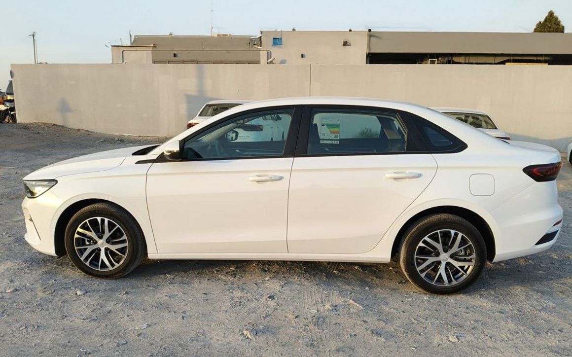 Geely Emgrand - image 2
