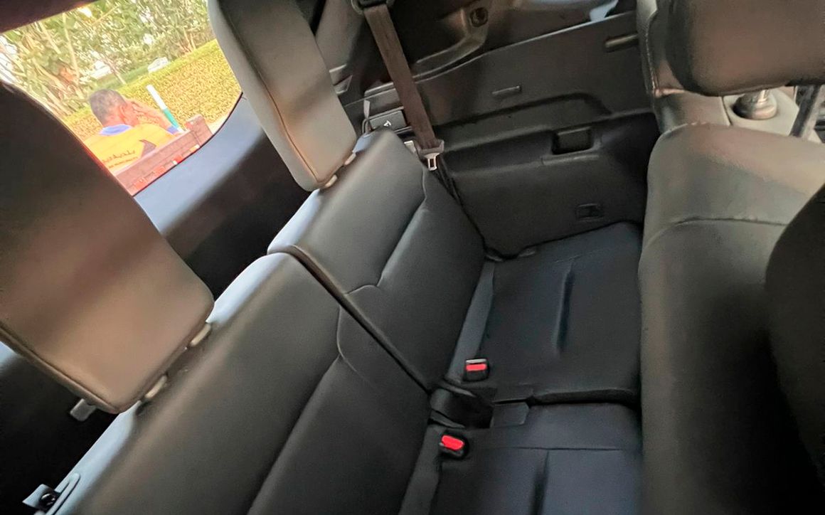 MITSUBISHI OUTLANDER - image 9