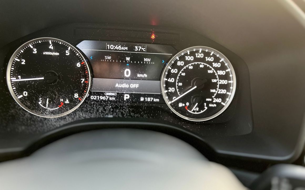 MITSUBISHI OUTLANDER - image 10