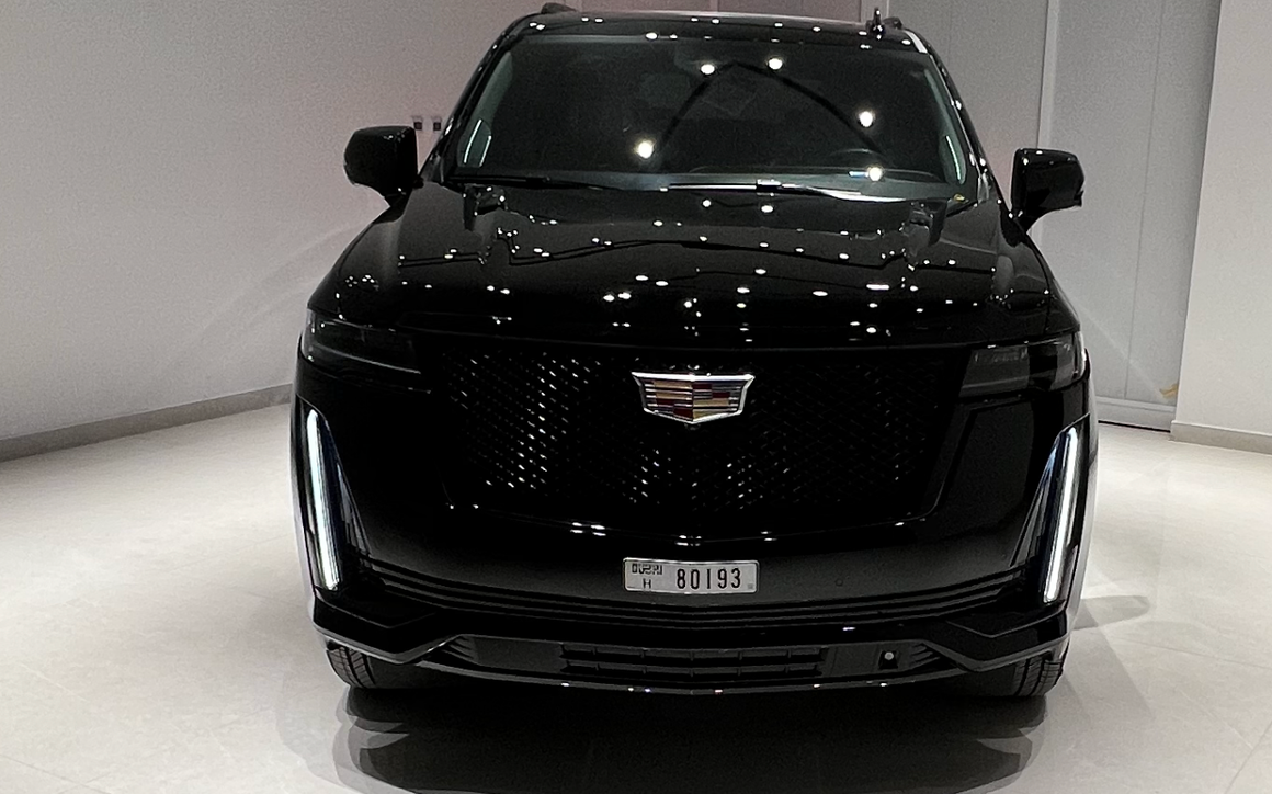 CADILLAC ESCALADE PLATINUM - image 1