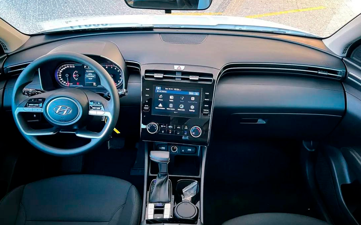 HYUNDAI TUCSON - image 6