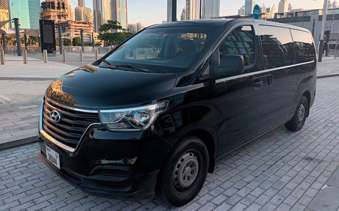 HYUNDAI H1 - image 1