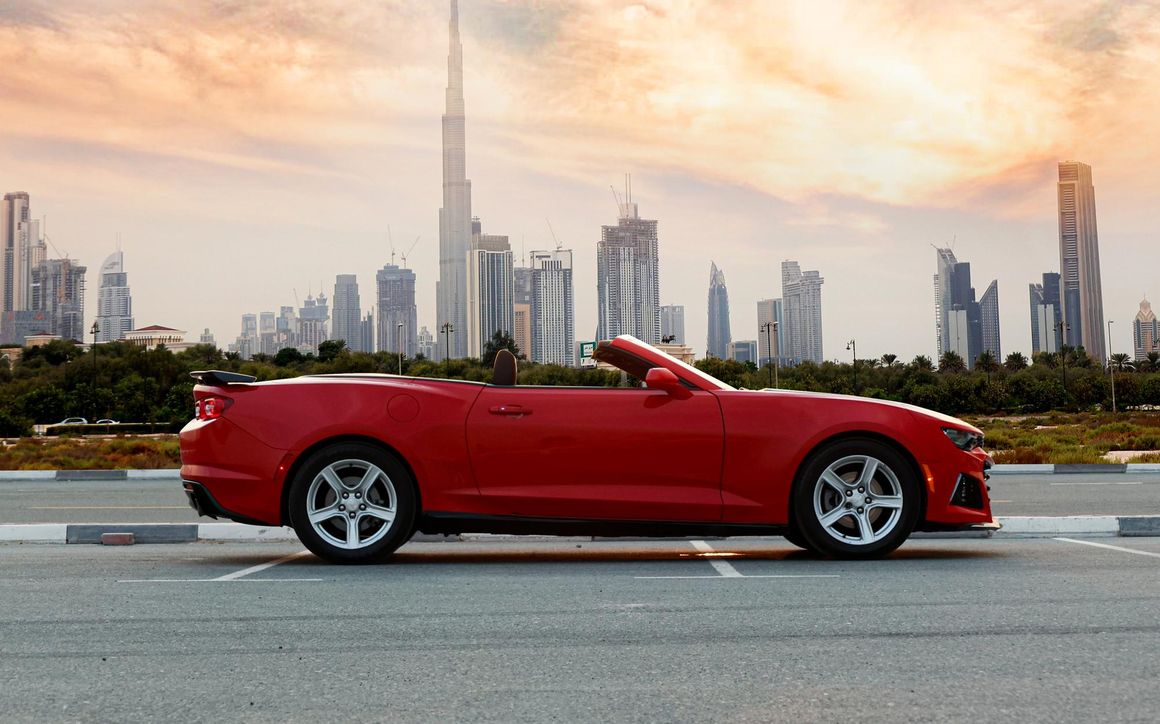 Chevrolet Camaro Convertible Red - image 2