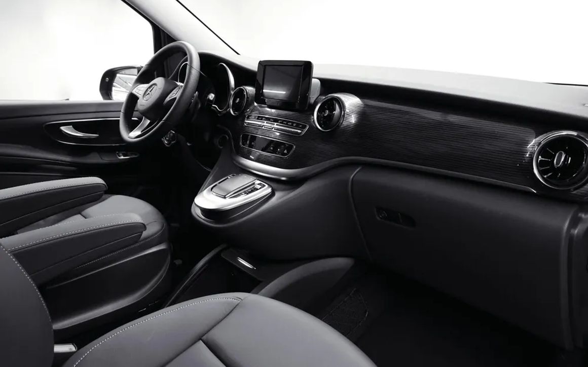 Mercedes V250 - image 5