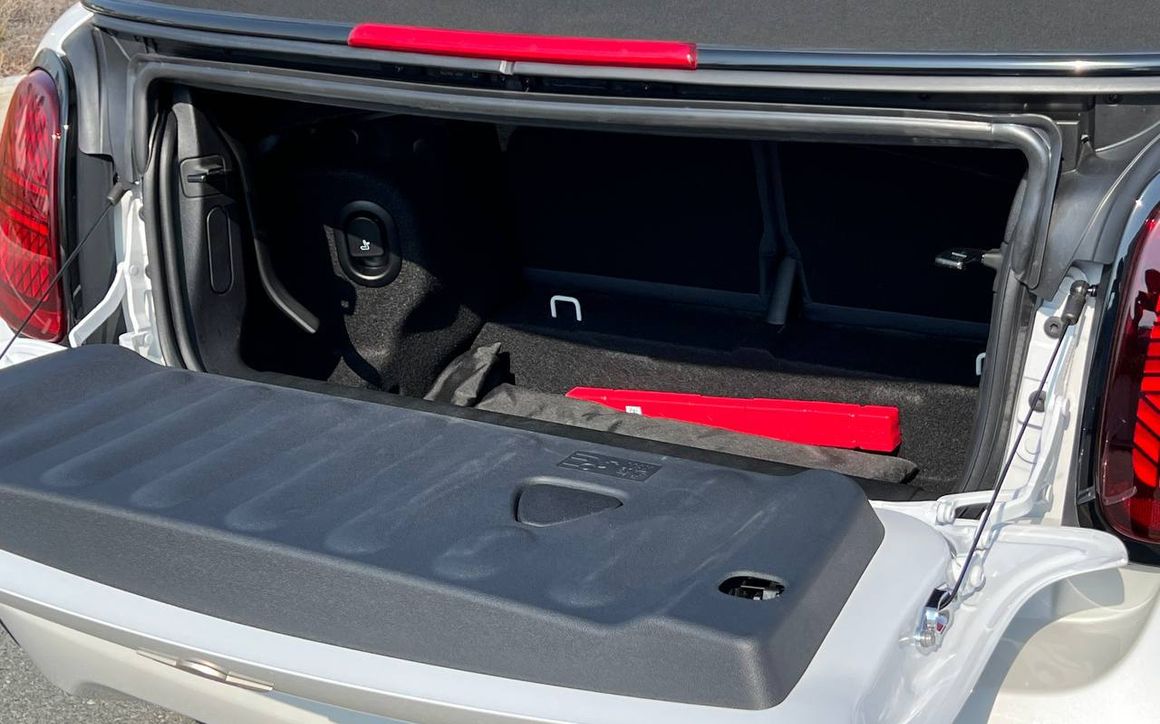 MINI COOPER - image 8