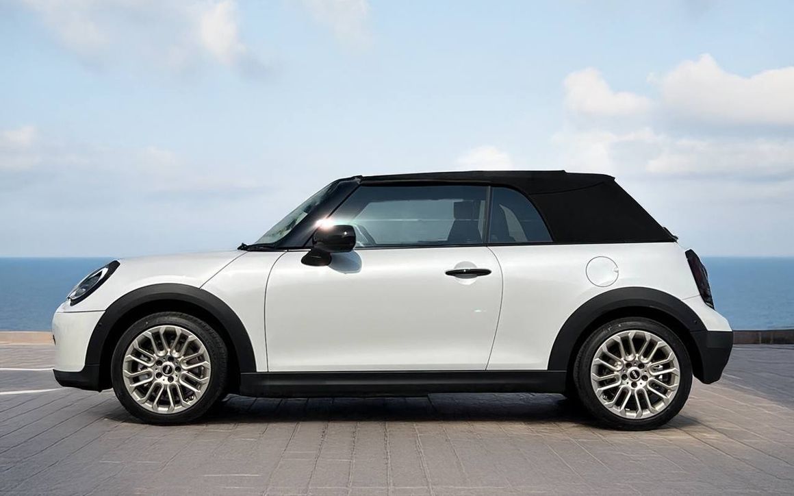 MINI COOPER - image 2