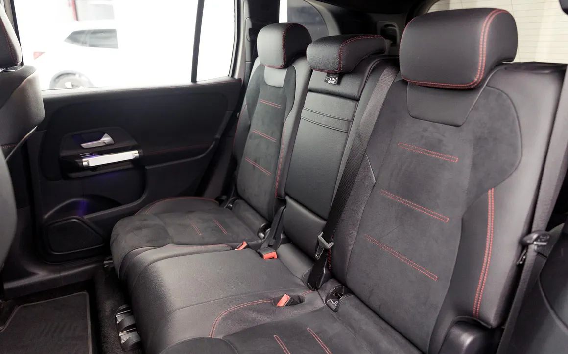 Mercedes GLB250 - image 12
