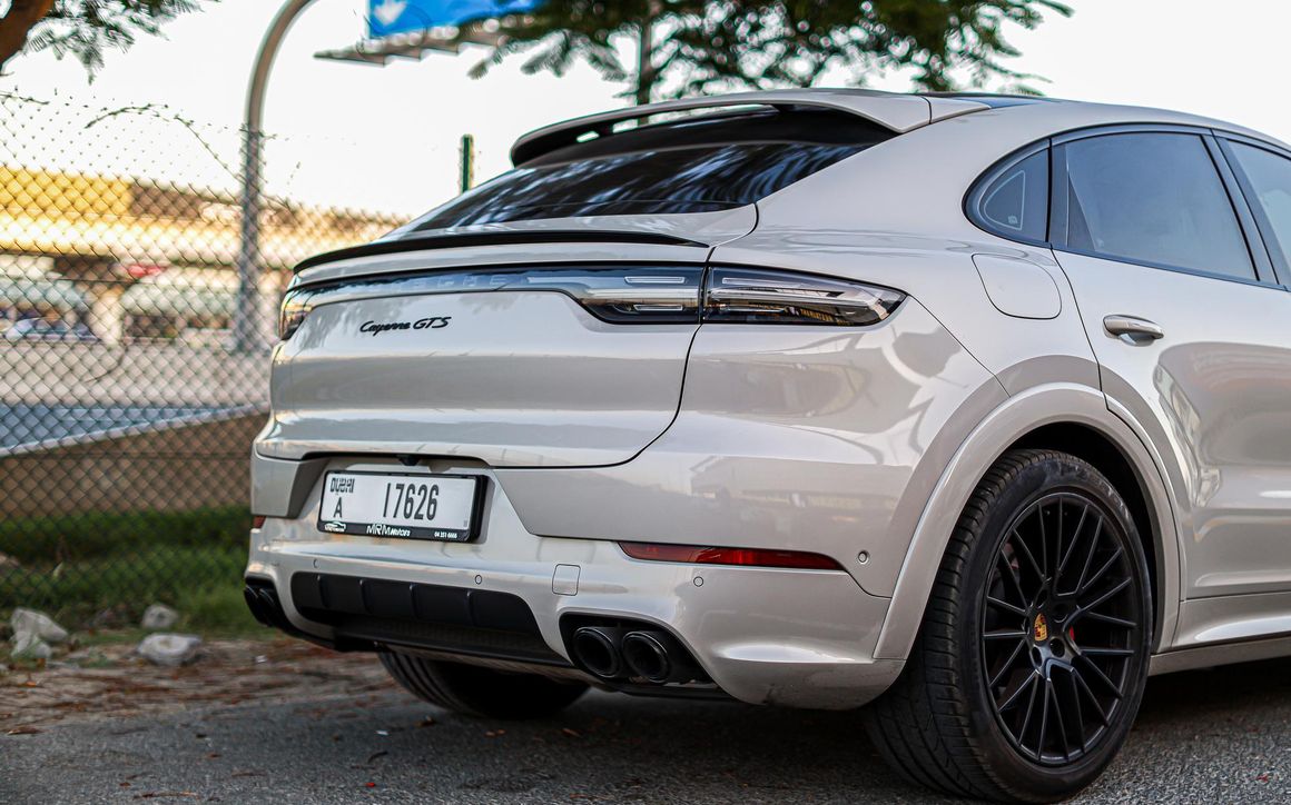 Porsche Cayenne GTS - image 4