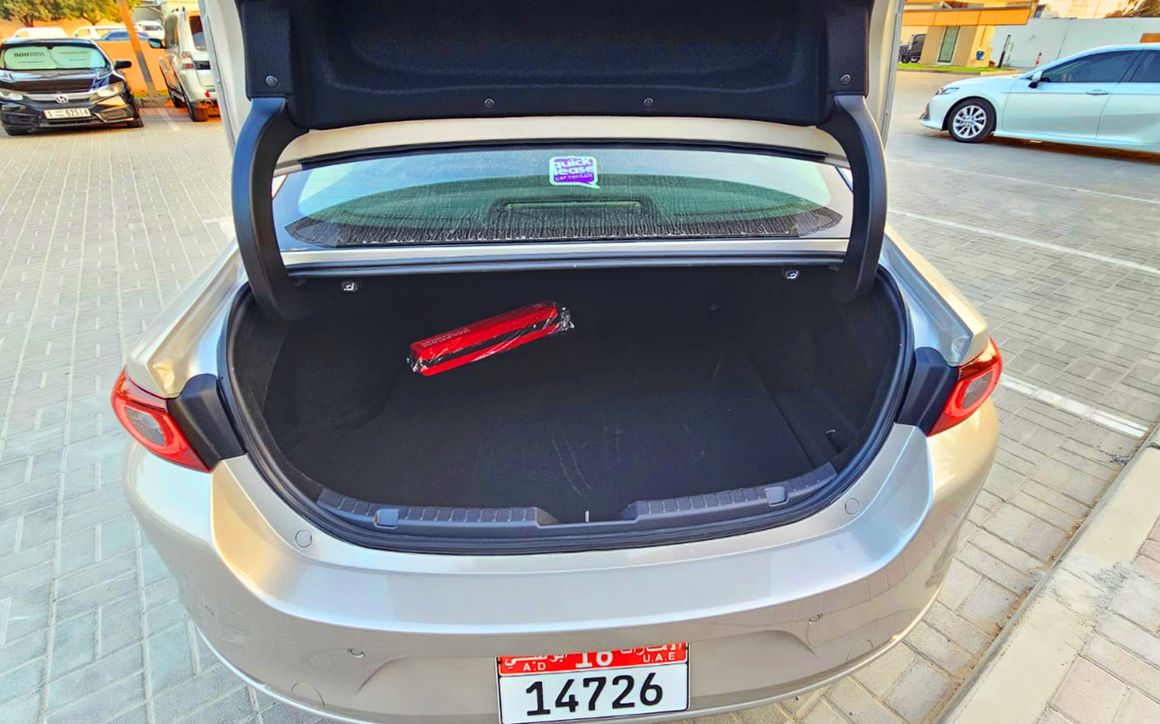 Mazda 3 - image 7