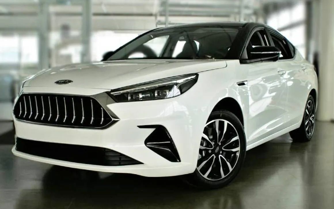JAC J7 - image 1