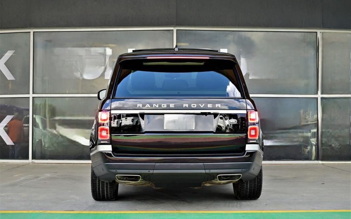 Range Rover Vogue (HSE) - image 3