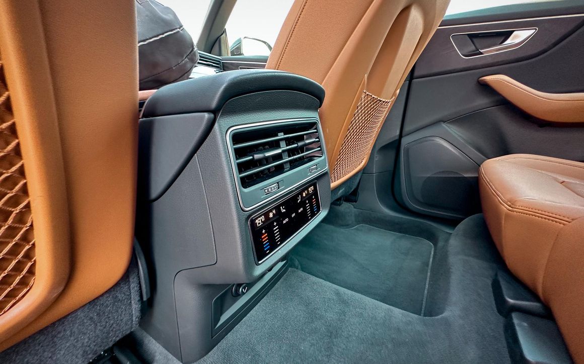 Audi Q8 - image 10