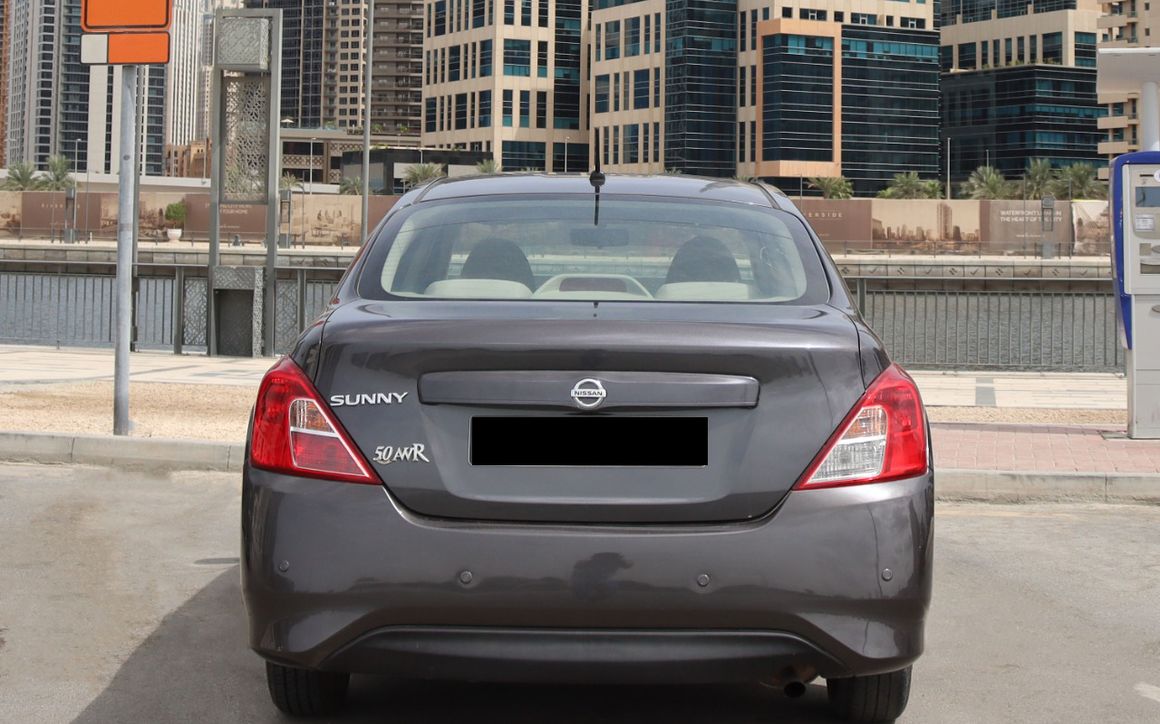 NISSAN Sunny - image 4