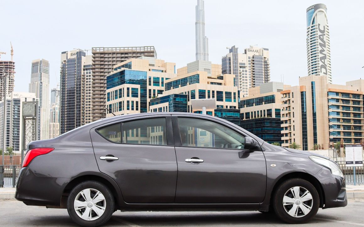NISSAN Sunny - image 2