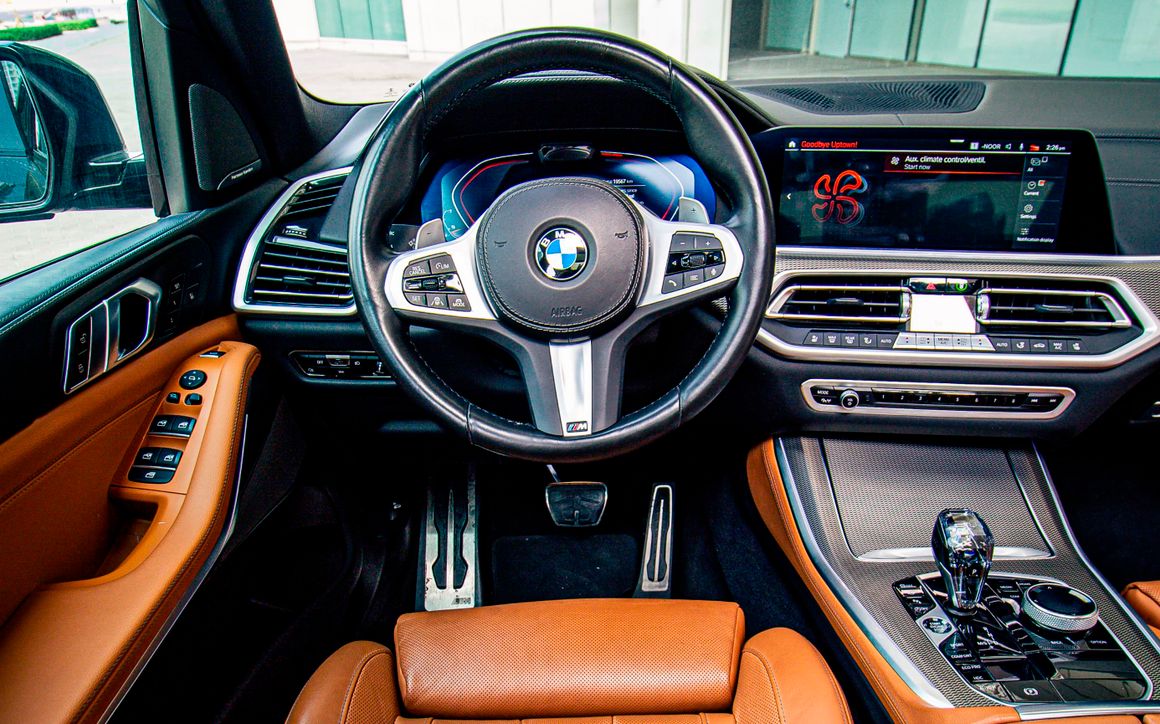 BMW X5 - image 6