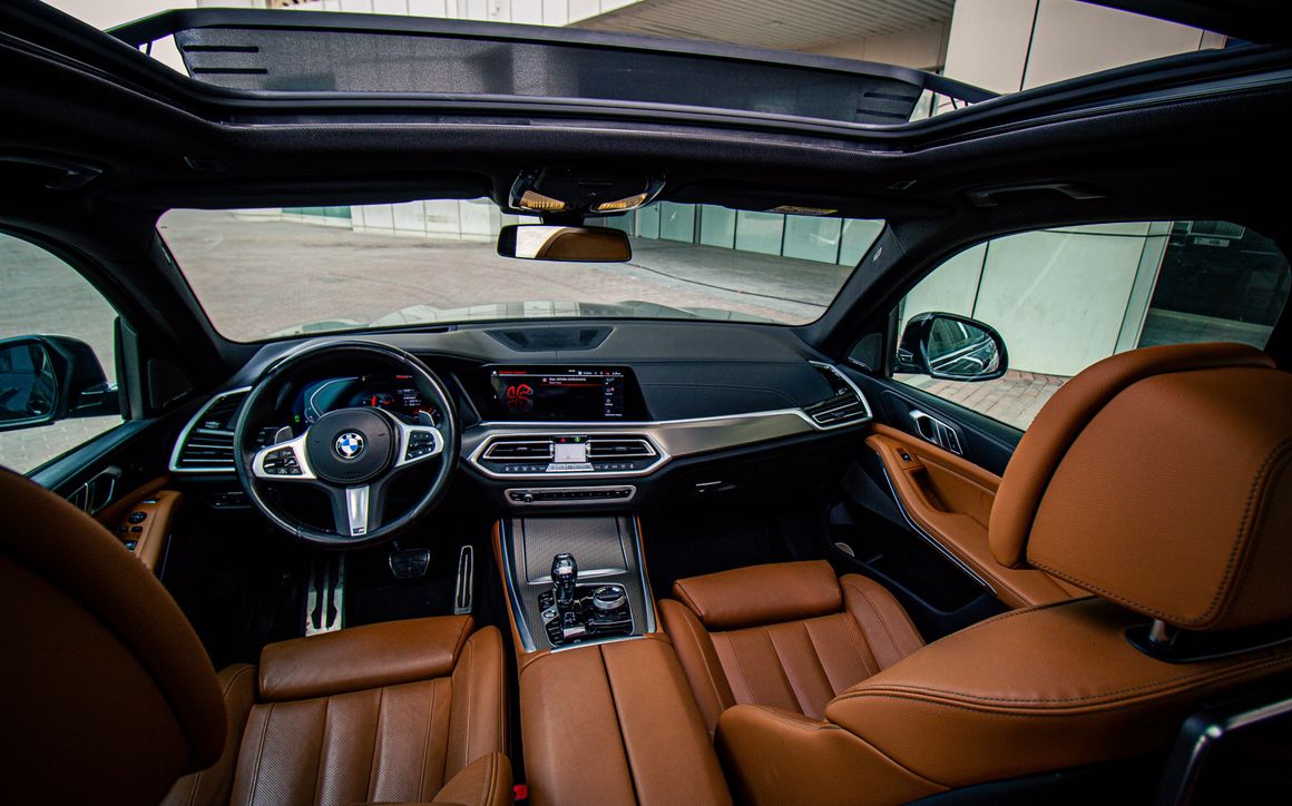 BMW X5 - image 7