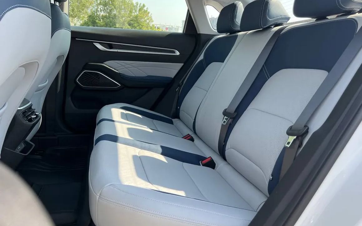 Geely Emgrand - image 12