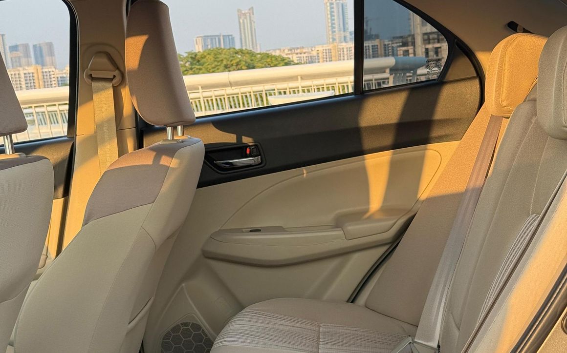 SUZUKI DZIRE - image 9
