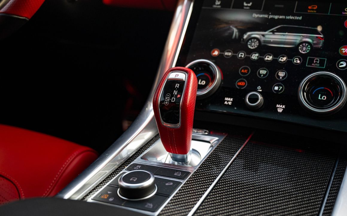 RANGE ROVER SVR - image 8