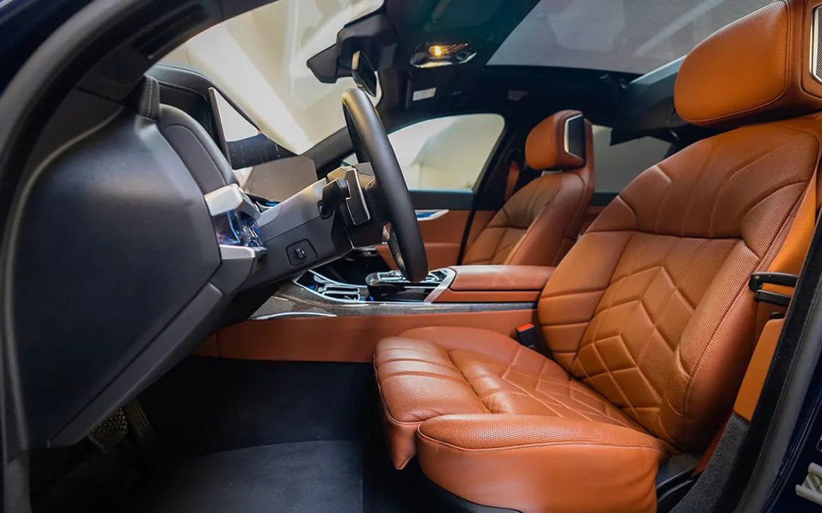 BMW 740 - image 7