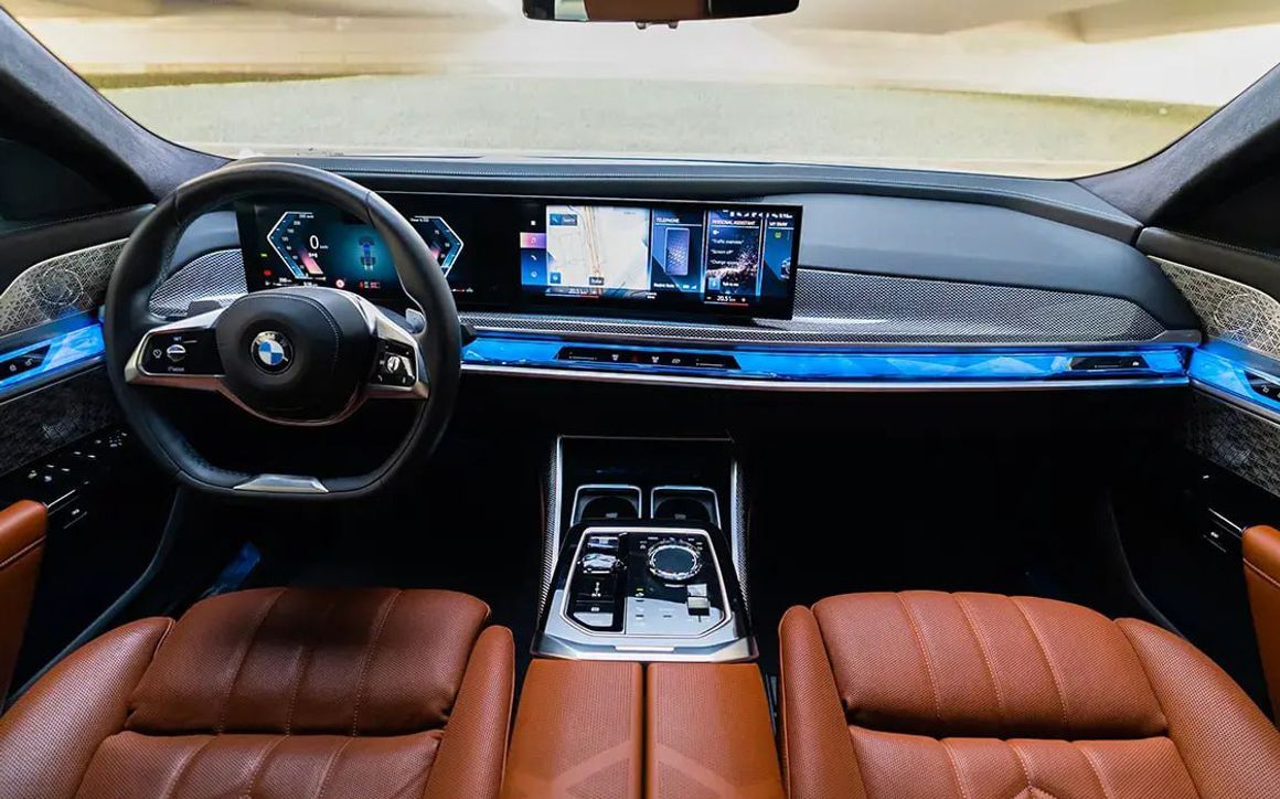 BMW 740 - image 6