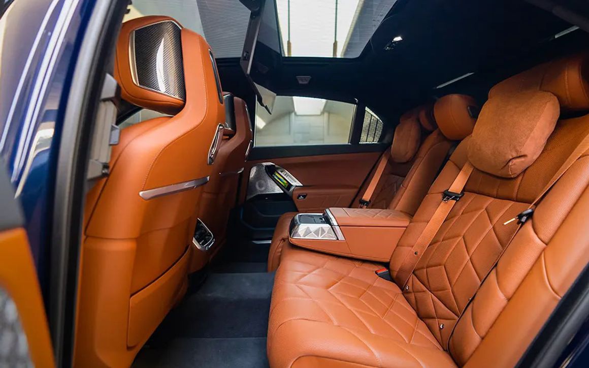 BMW 740 - image 9