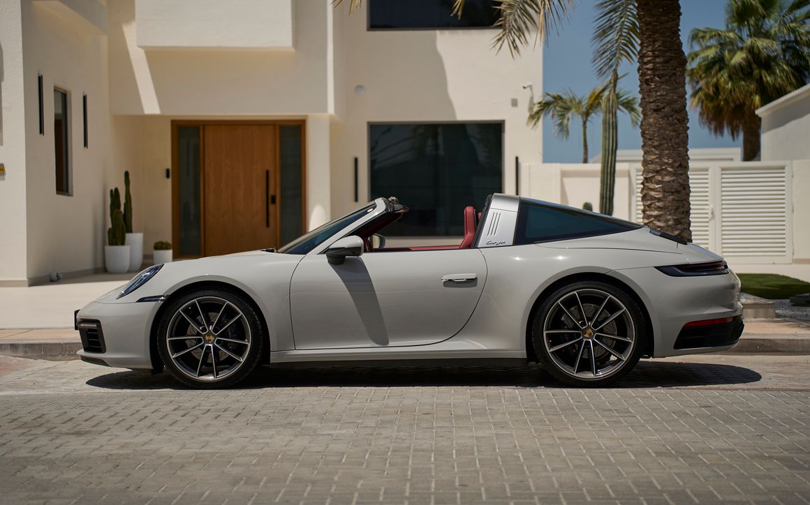 Porsche 911 Targa - image 5